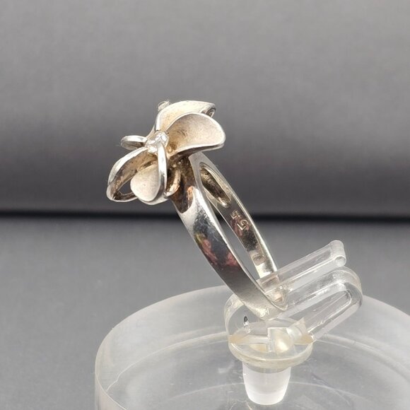 Sterling Silver Plumeria Flower Crystal Ring Size 5.5 Frosted Petal Hawaiian - Picture 6 of 13